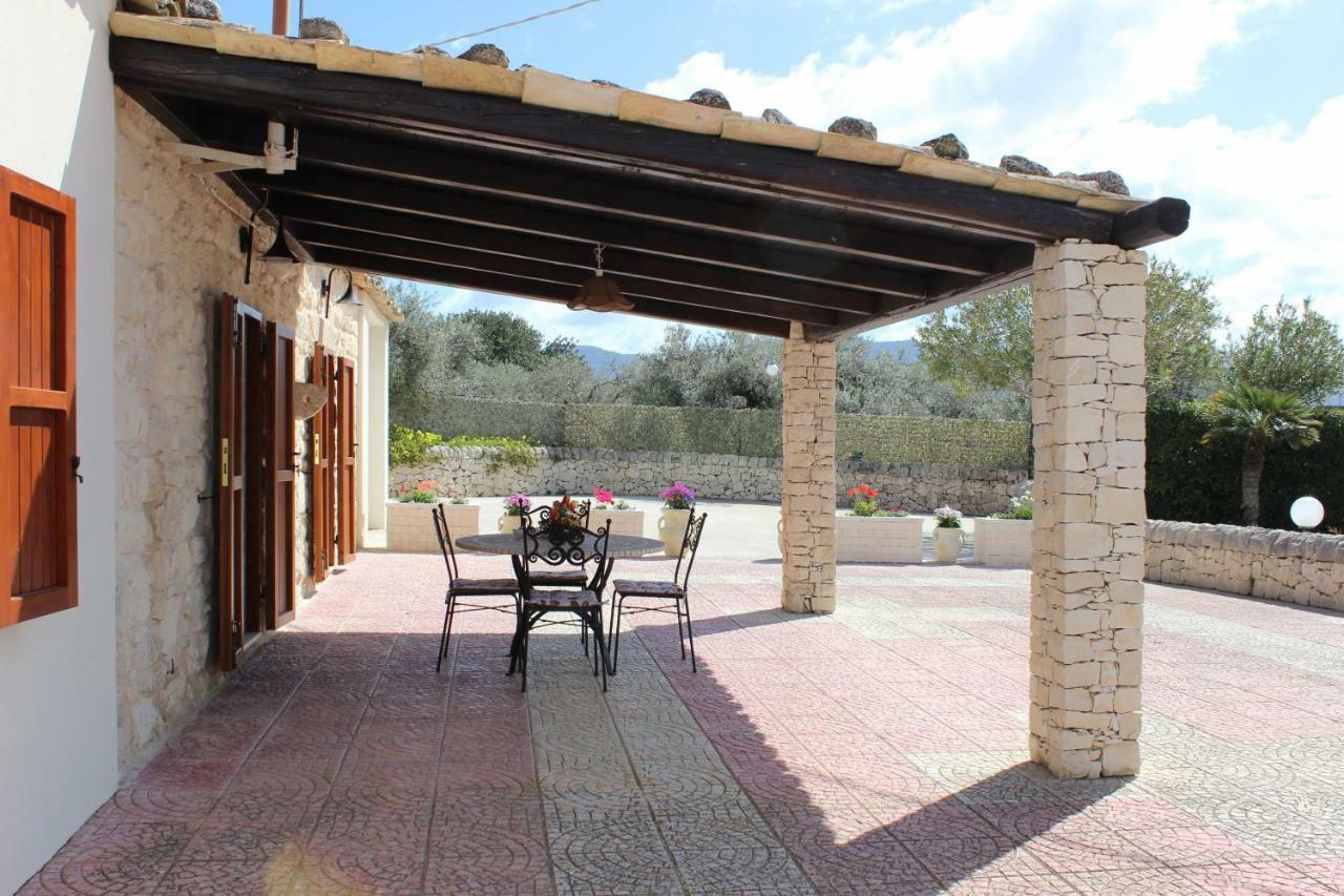 Villa Clara Chiaramonte Gulfi Exterior photo